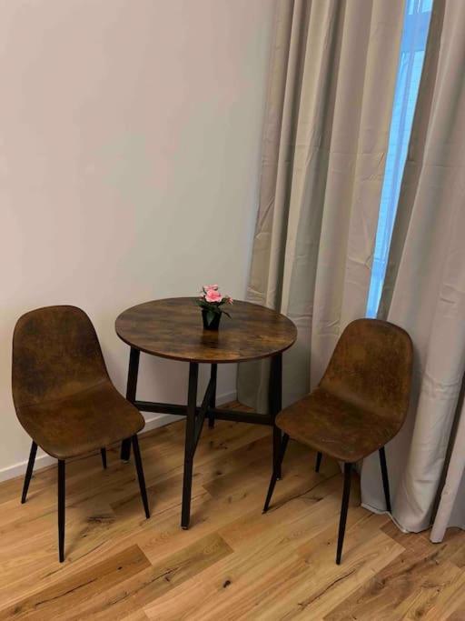 Rrooms Smart Appartement Wina Bagian luar foto